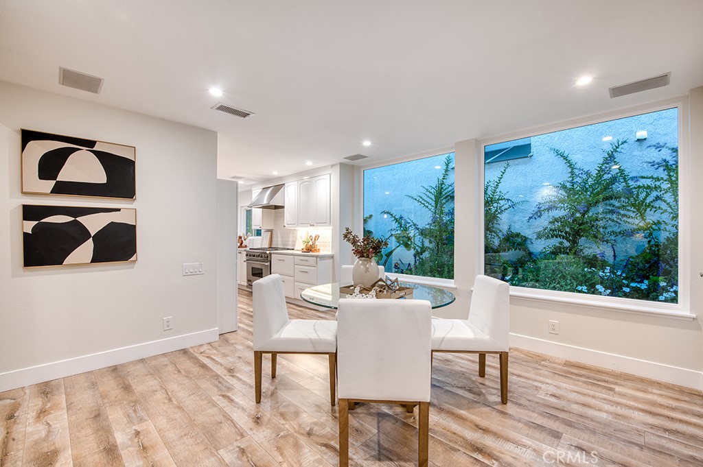 27 Palm Beach Court