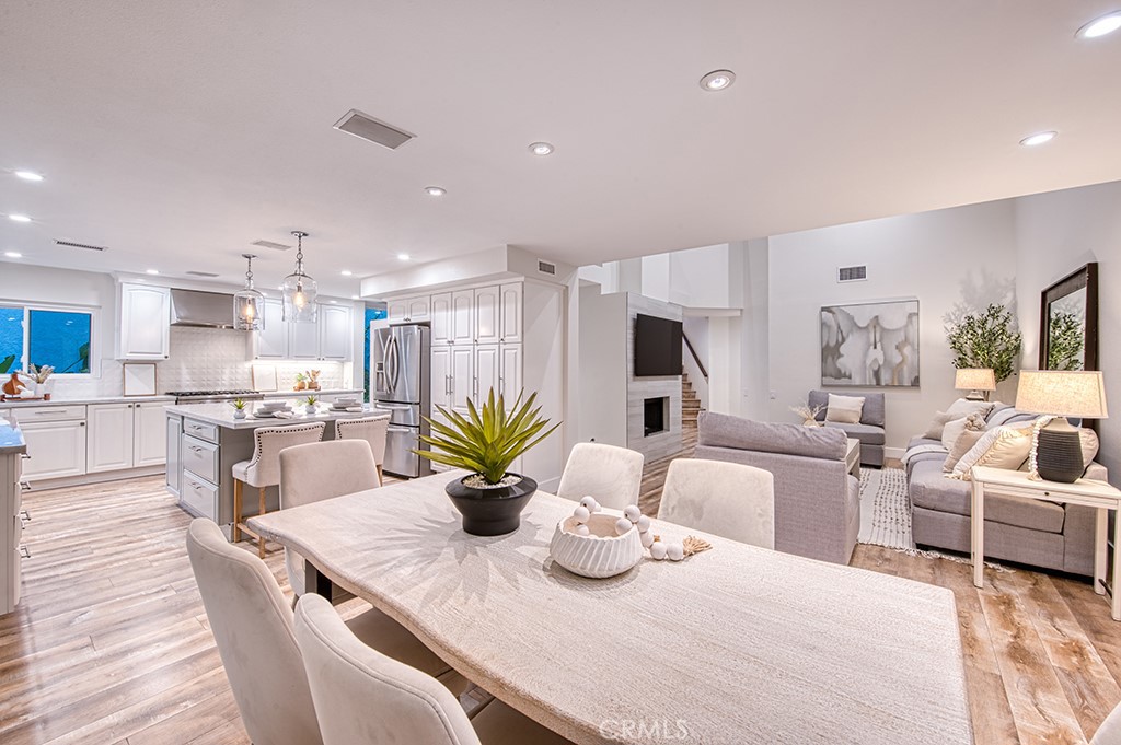 27 Palm Beach Court
