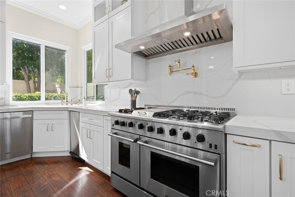6 Coffeeberry Court