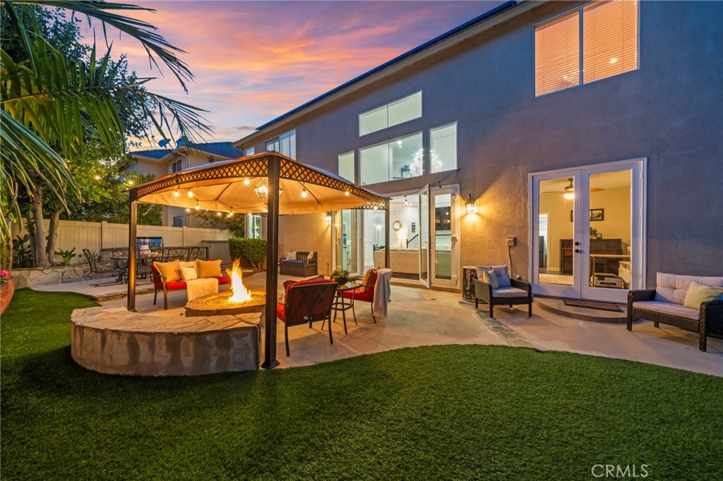 6 Coffeeberry Court