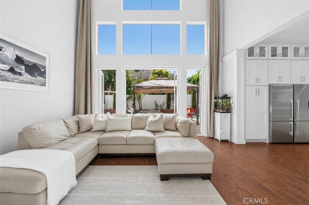 6 Coffeeberry Court