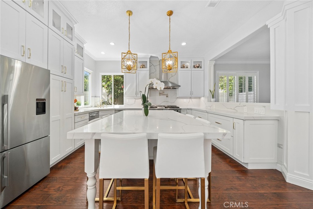 6 Coffeeberry Court