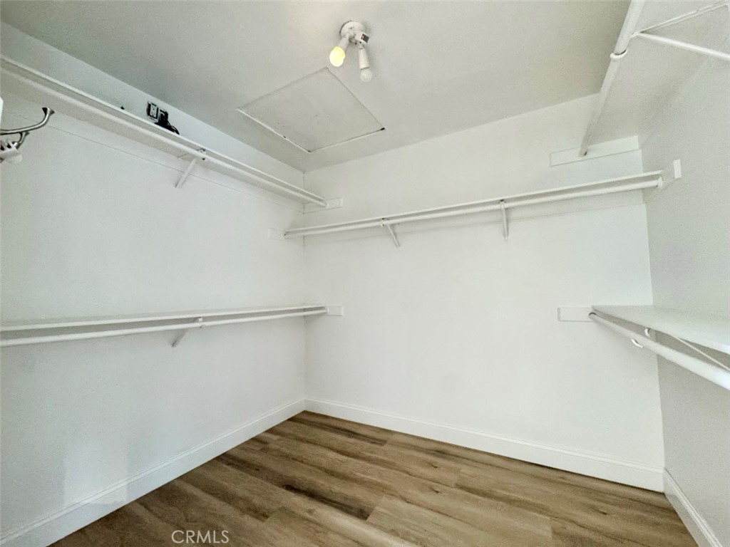 22511 Peartree