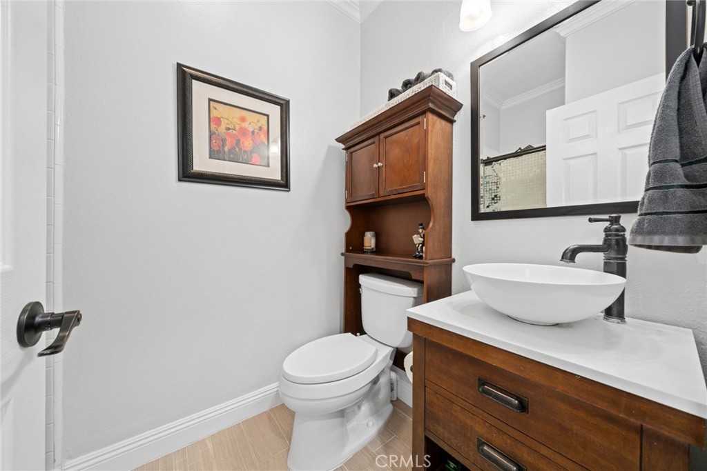 6 Coffeeberry Court