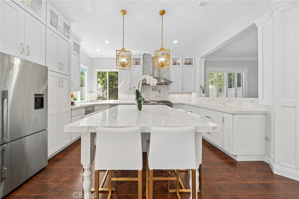 6 Coffeeberry Court