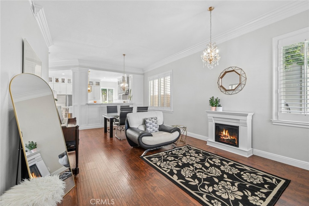 6 Coffeeberry Court