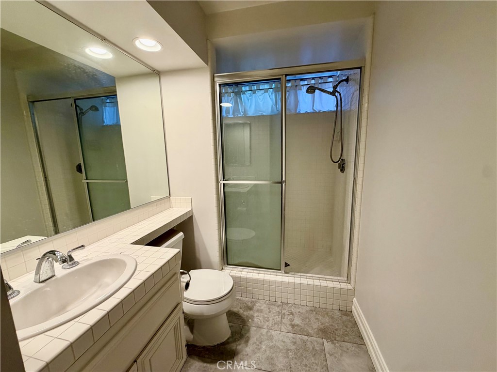 26711 Sierra Vista