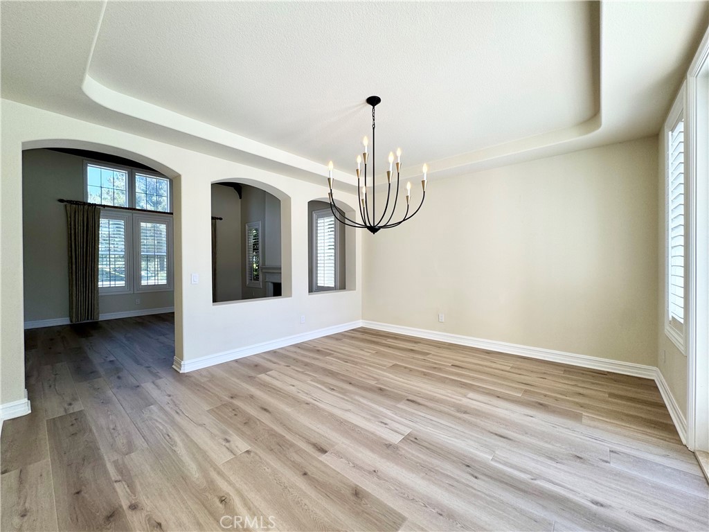 5 Golden Bear Court