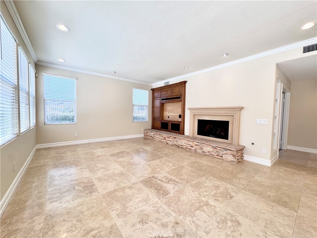 5 Golden Bear Court