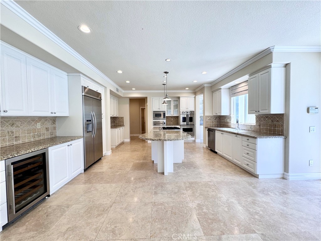 5 Golden Bear Court