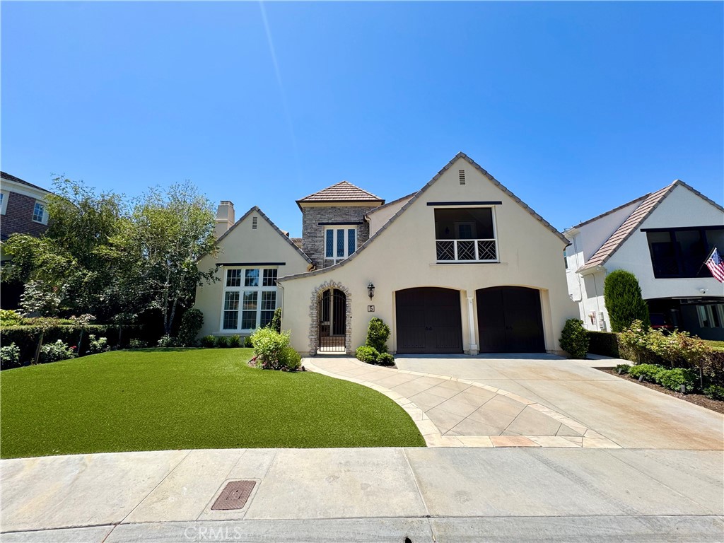 5 Golden Bear Court