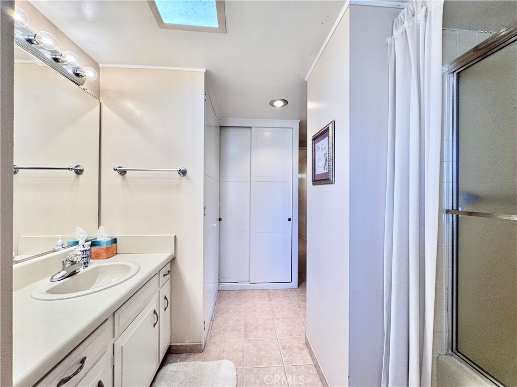 255 Calle Aragon P