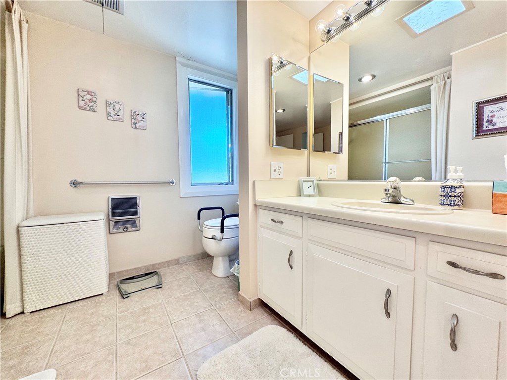 255 Calle Aragon P