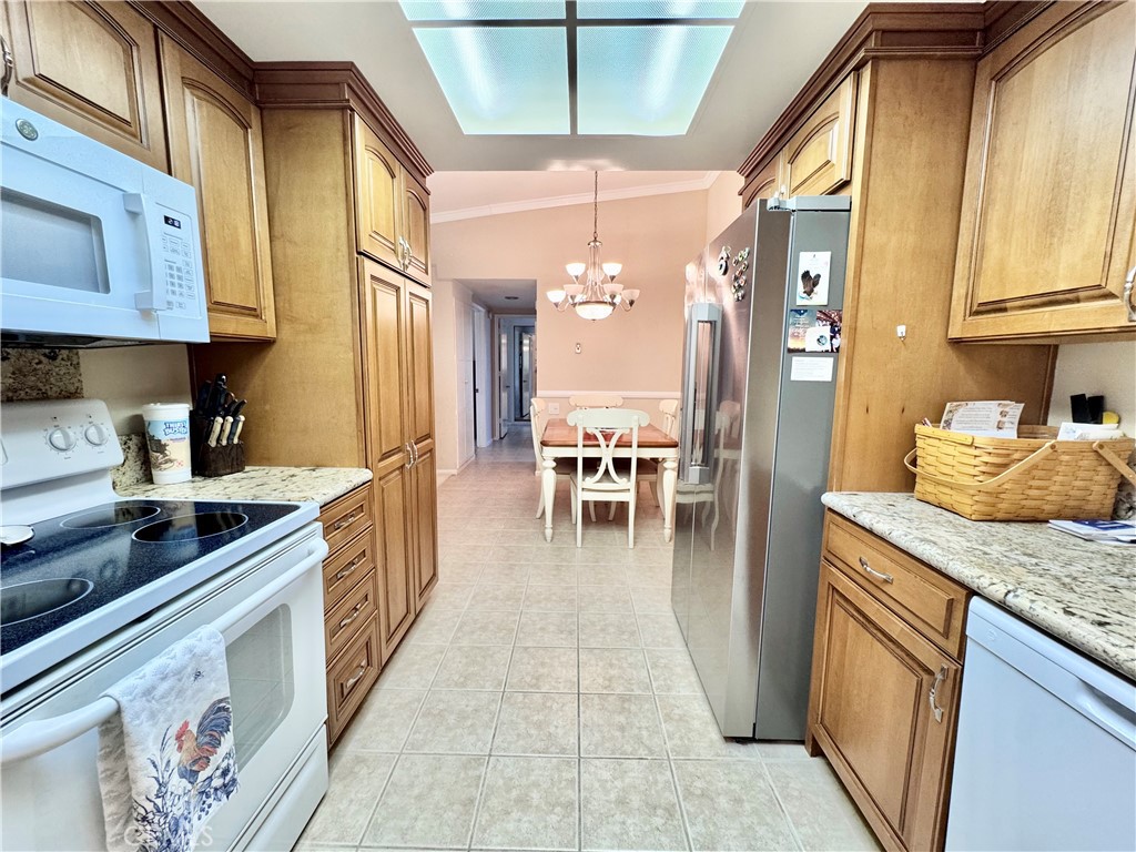 255 Calle Aragon P