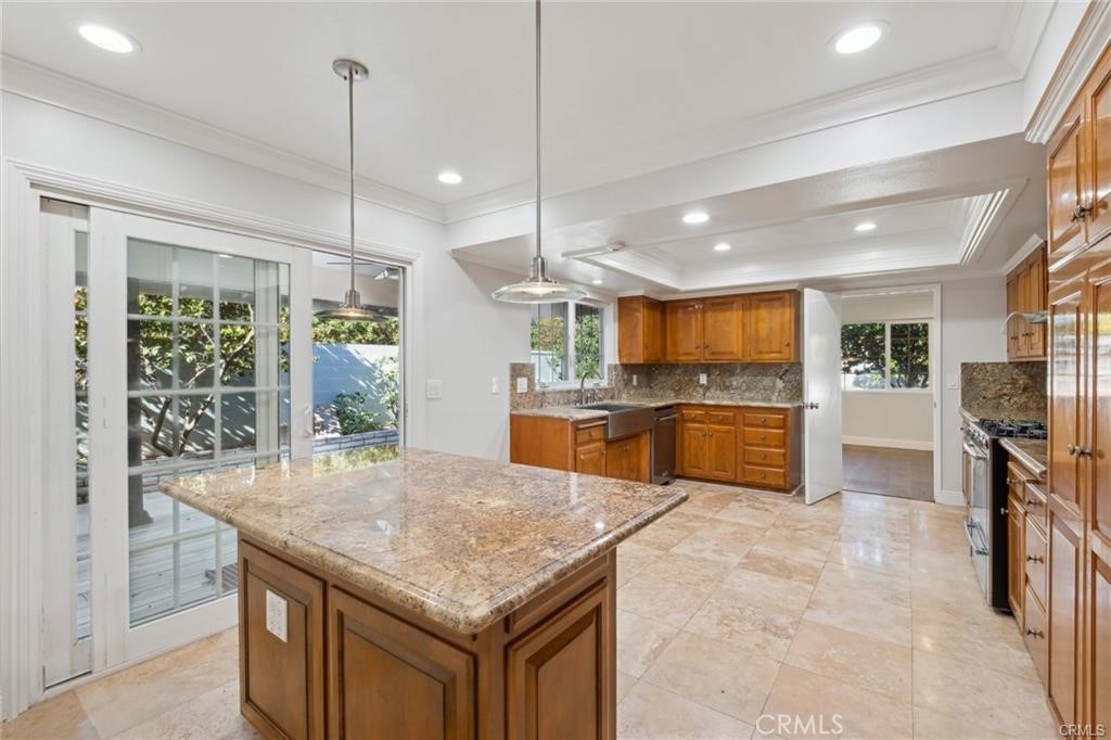 17511 Sherbrook