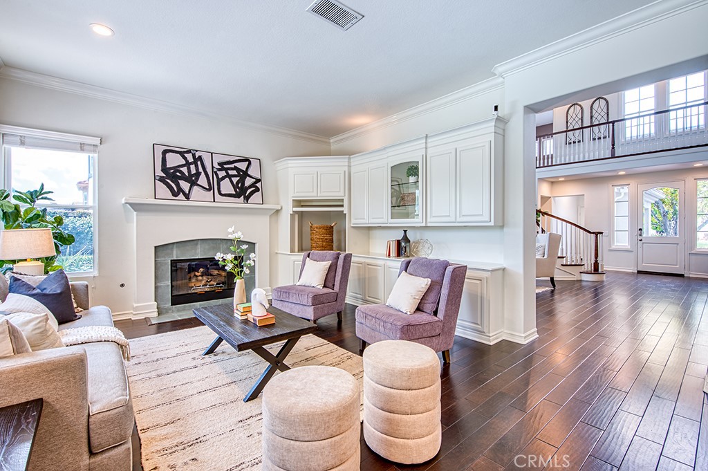 30 Eisenhower Lane Lane