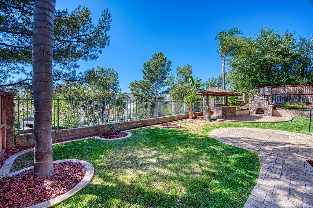 5137 Costa Rustico