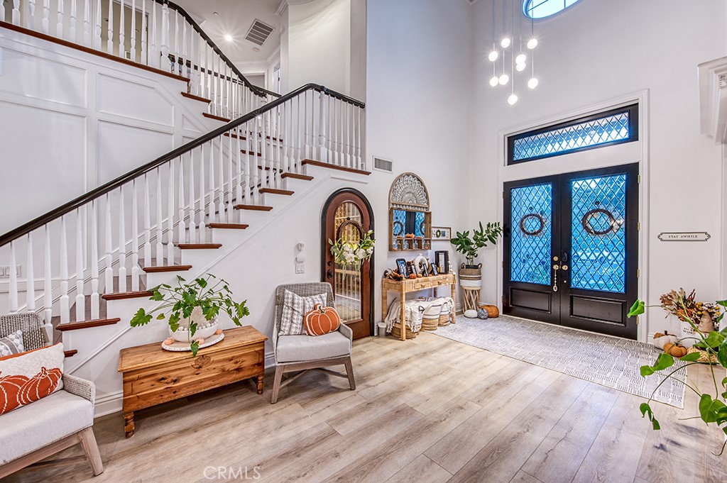 118 Vela Court