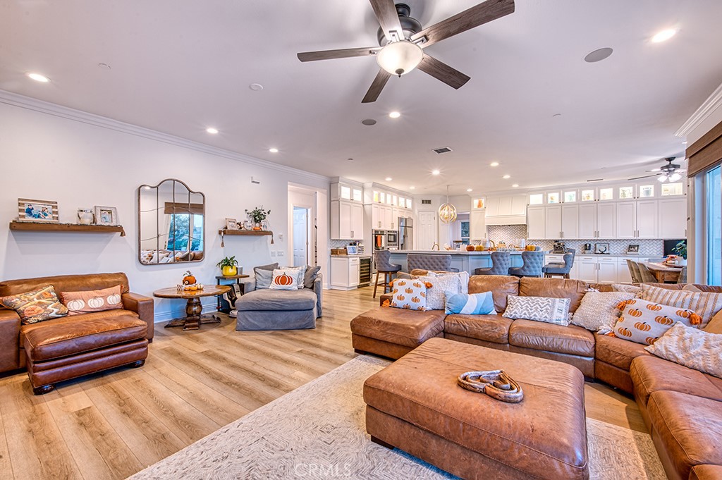 118 Vela Court