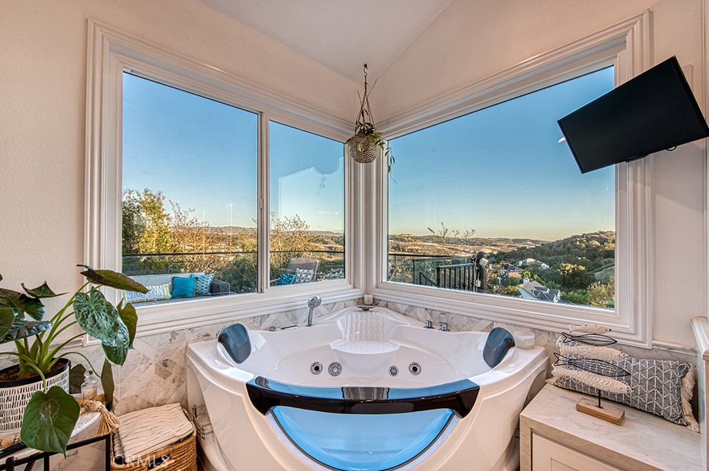 118 Vela Court