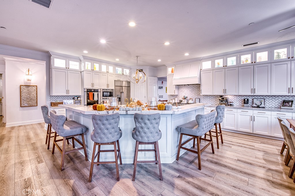 118 Vela Court