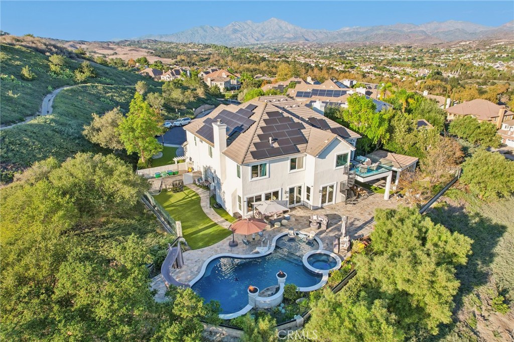 118 Vela Court