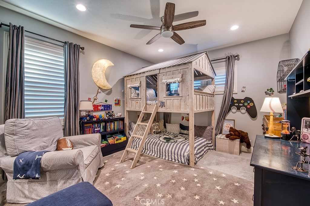 118 Vela Court
