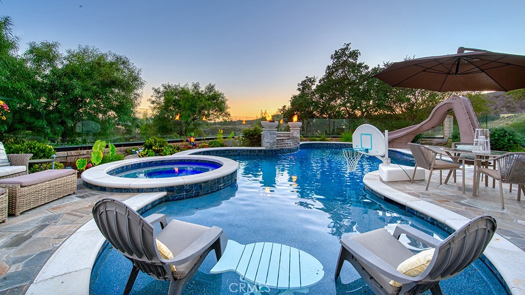 118 Vela Court