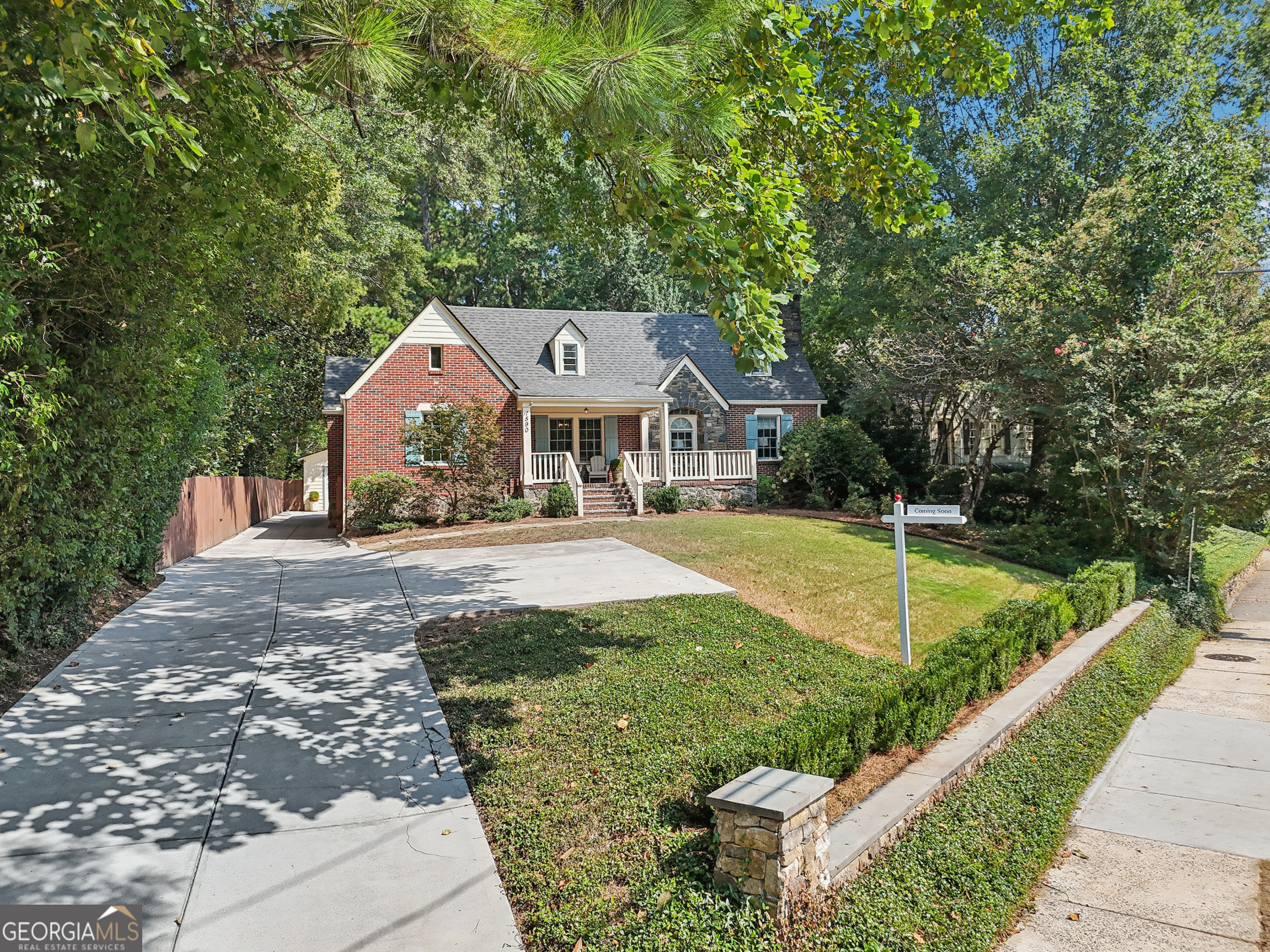 1590 Johnson Road NE