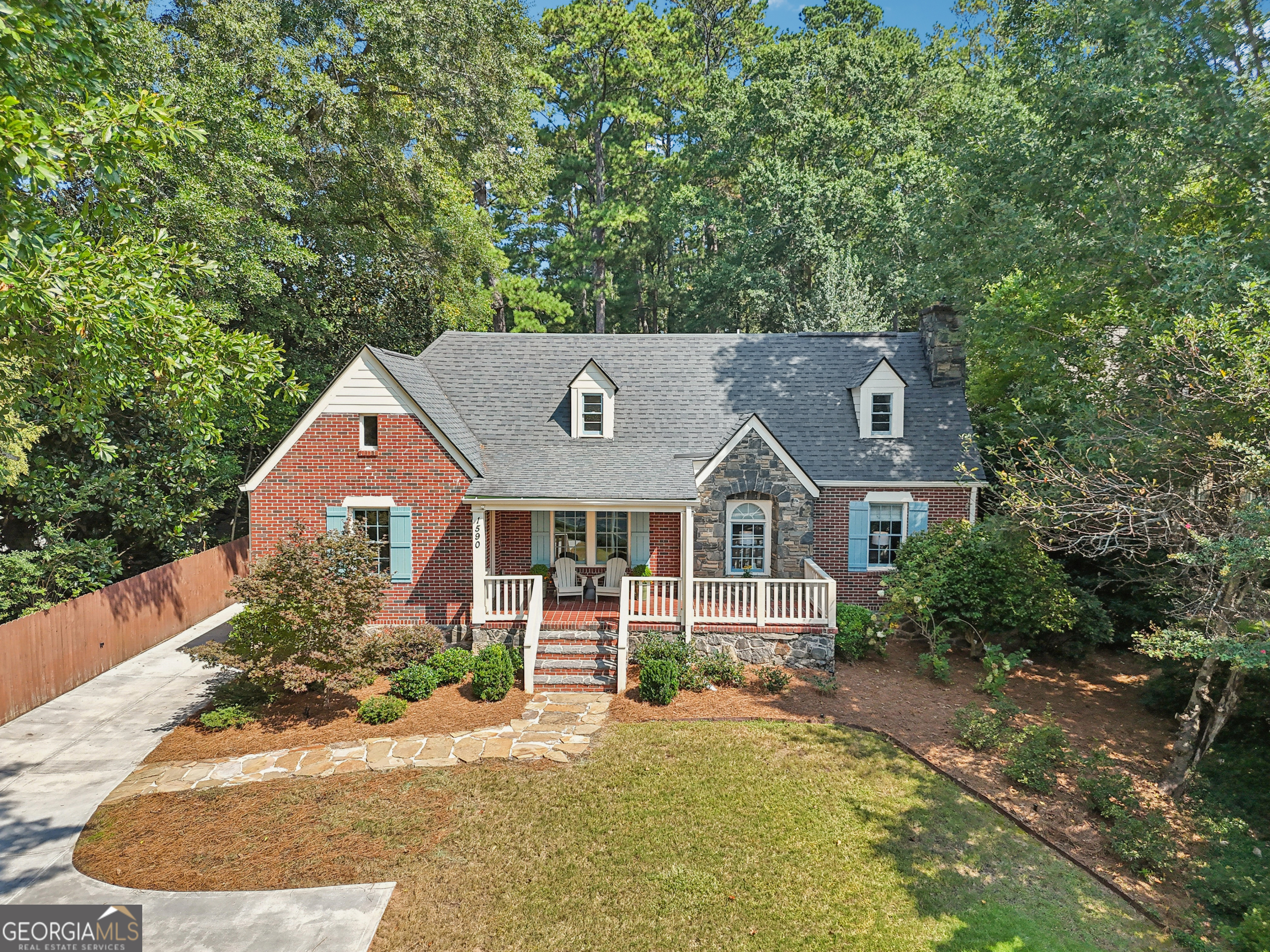 1590 Johnson Road NE