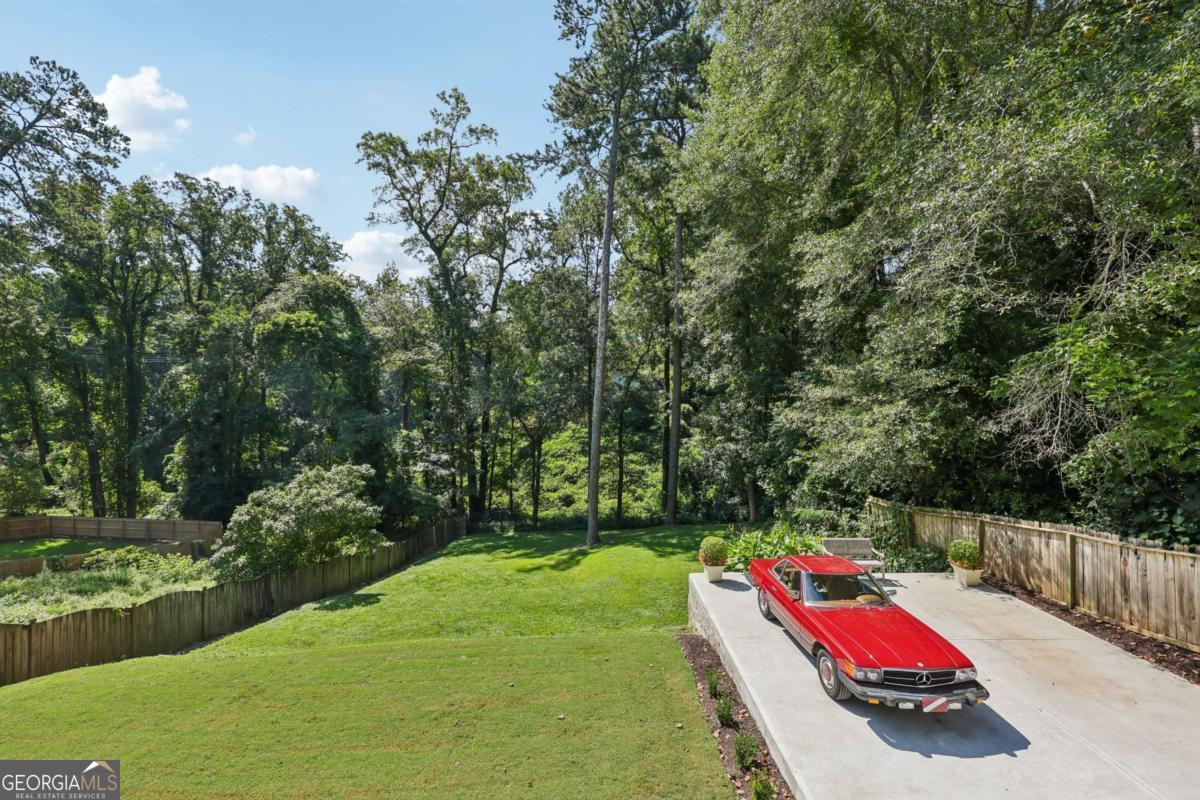 879 Wildwood Road NE