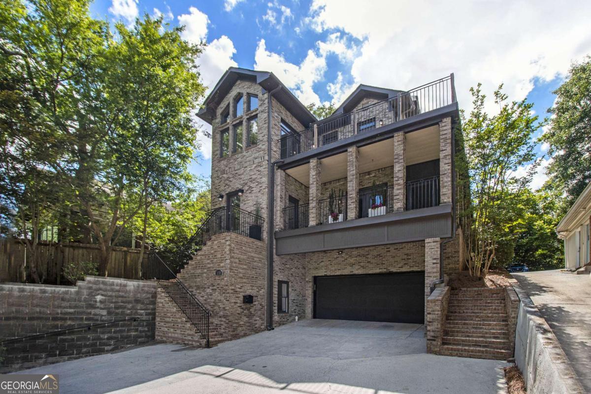1260 Monroe Drive NE