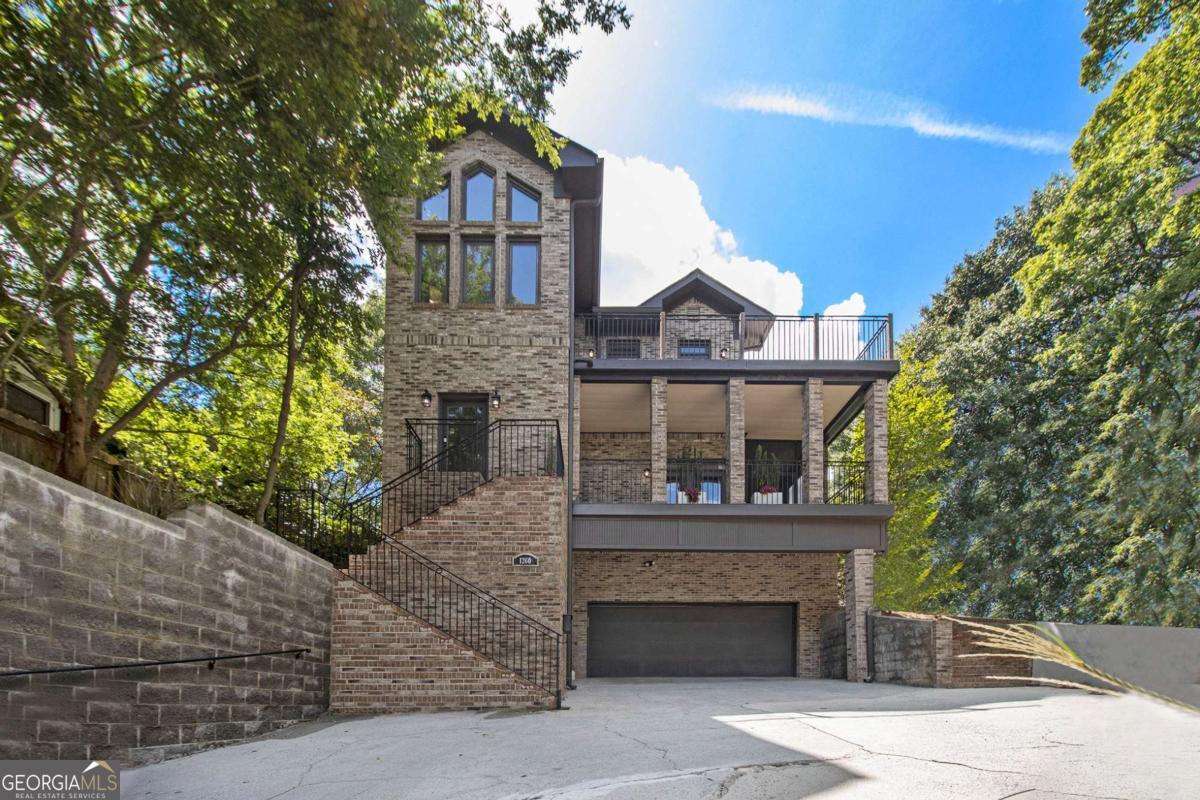 1260 Monroe Drive NE