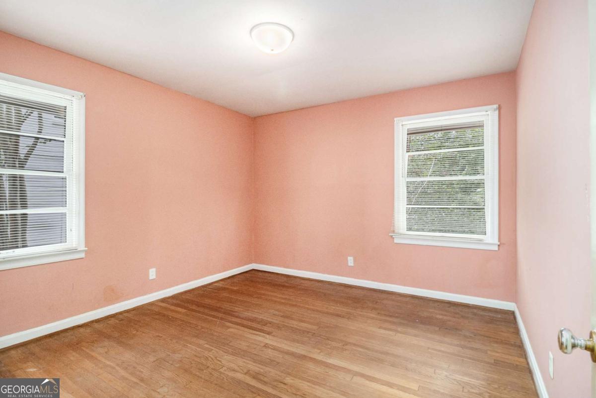 1880 Wellbourne Drive NE