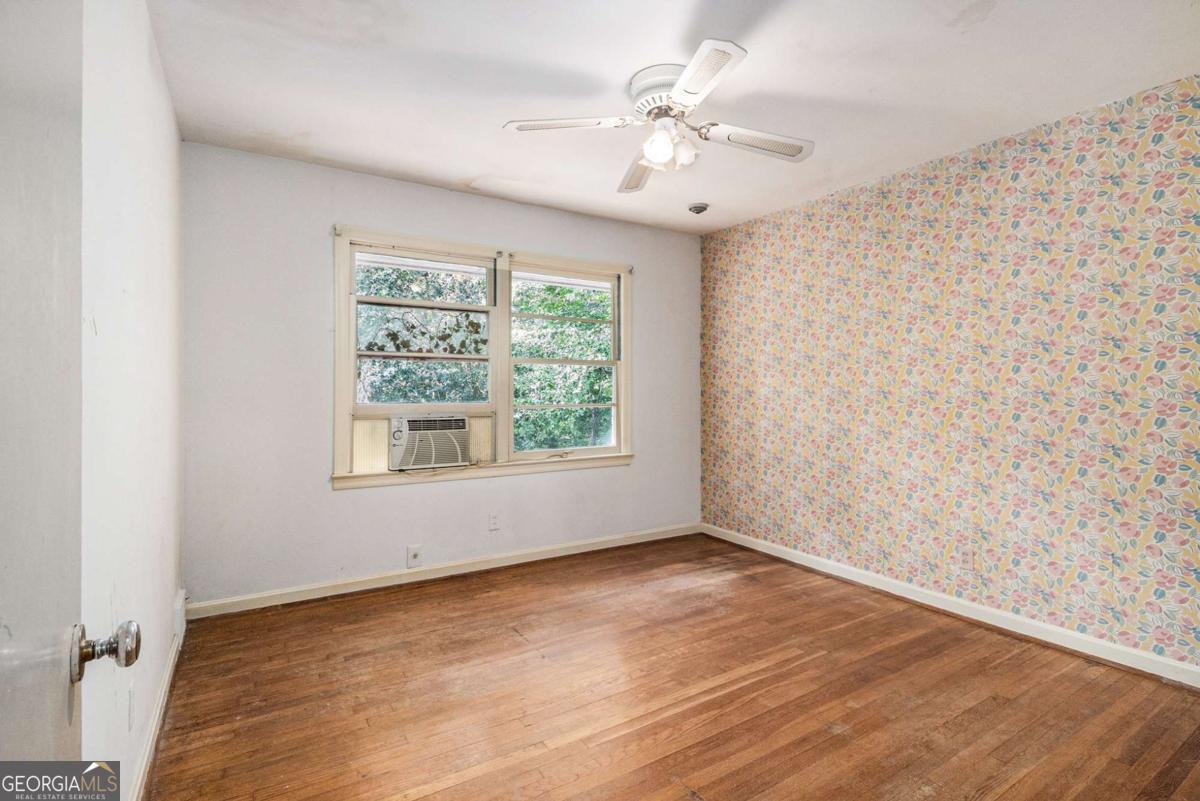 1880 Wellbourne Drive NE