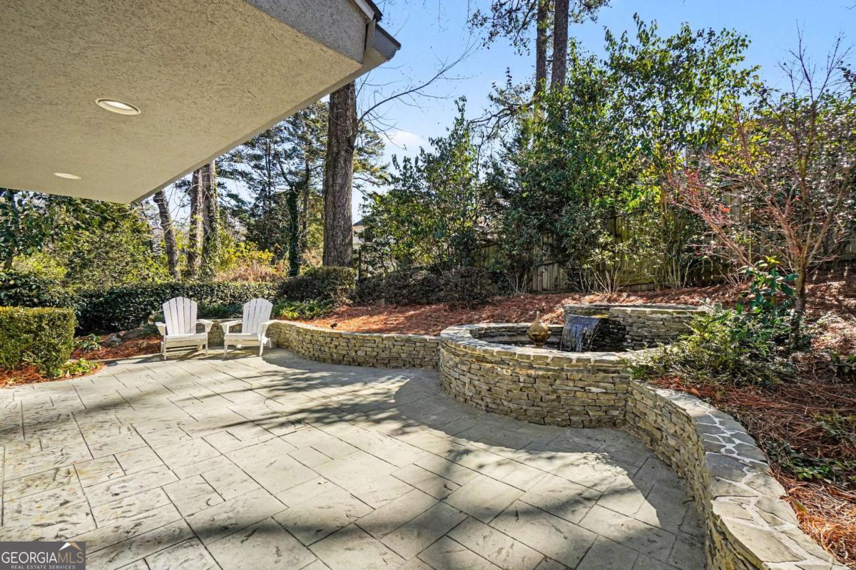 887 Berkshire Road NE