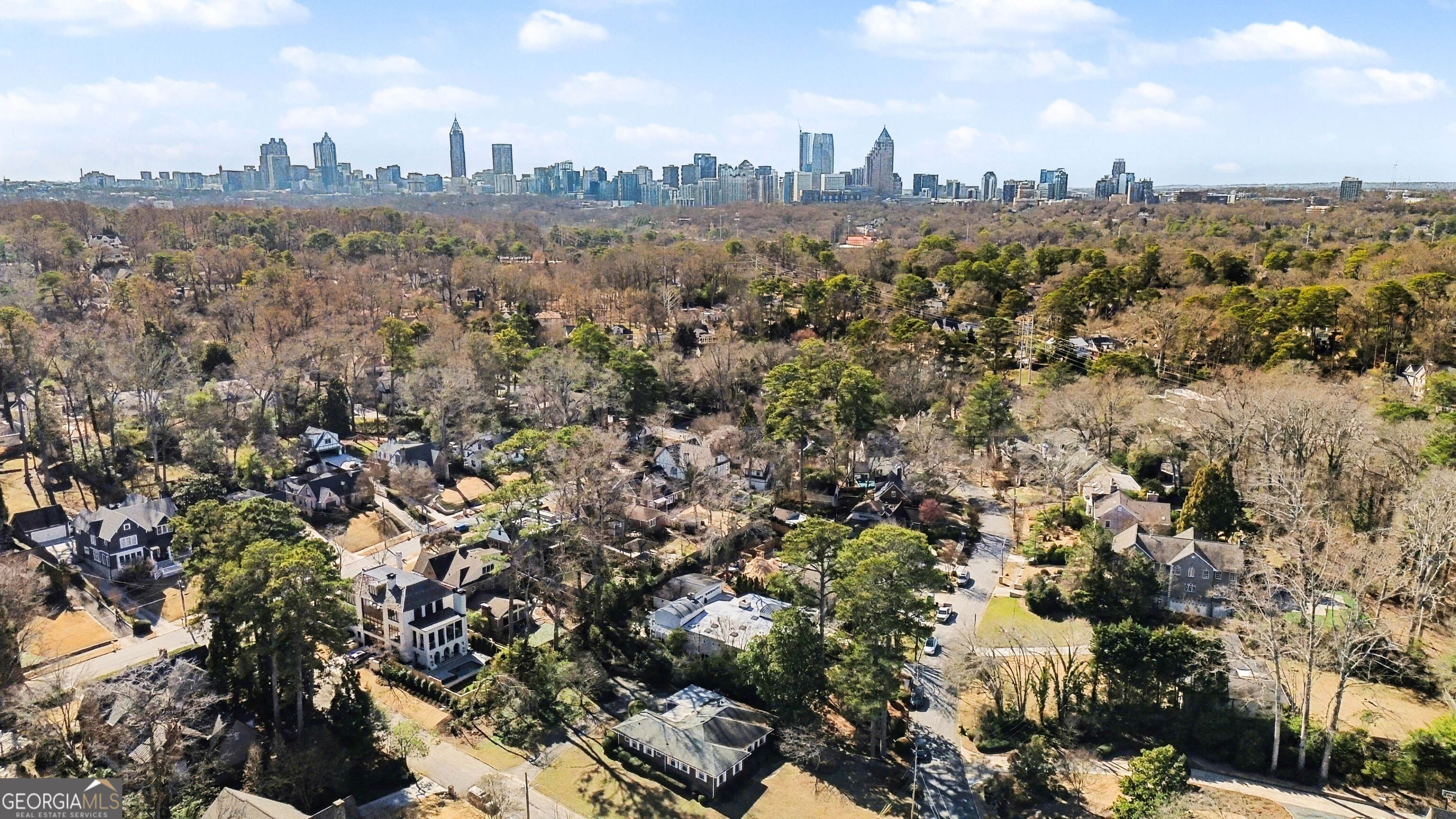 887 Berkshire Road NE