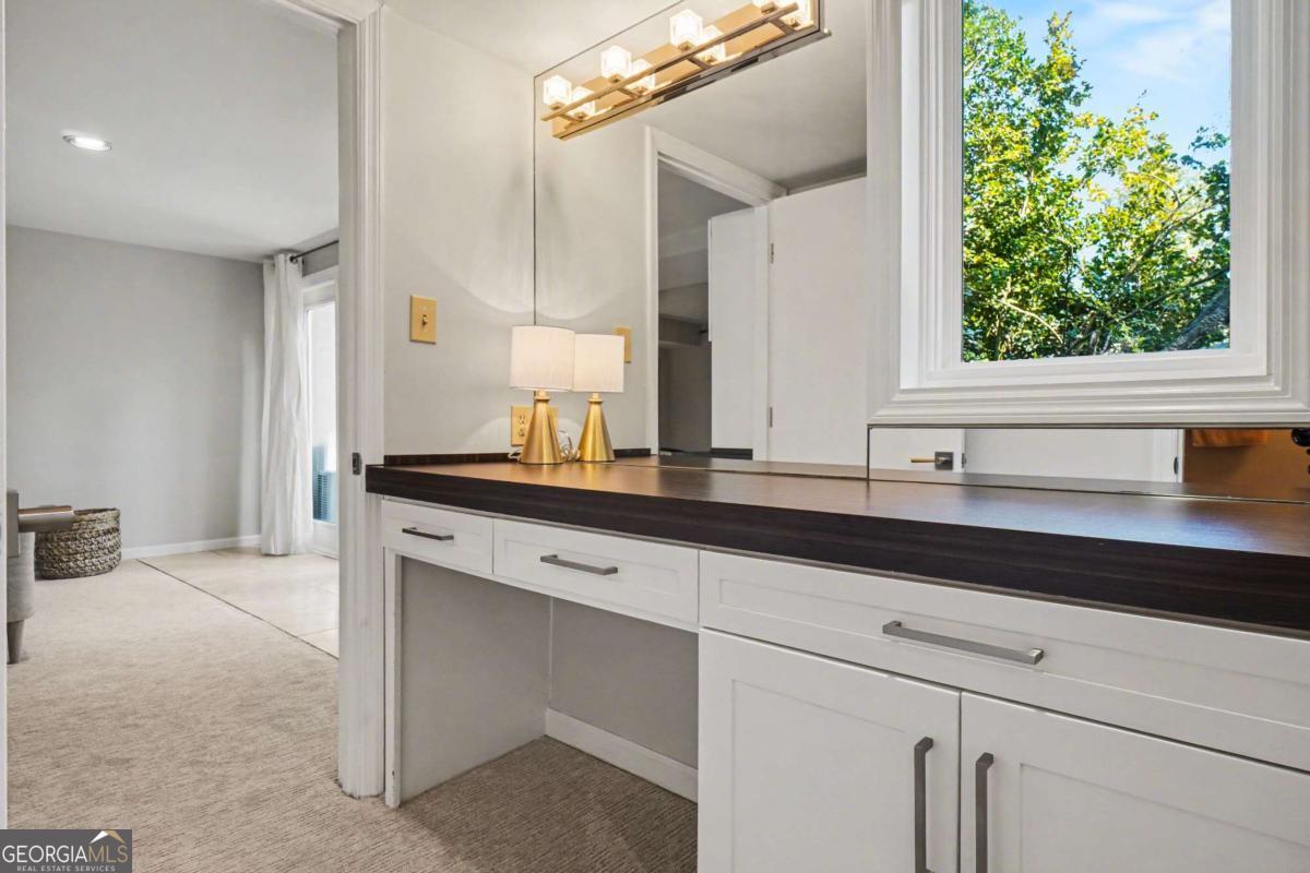 887 Berkshire Road NE