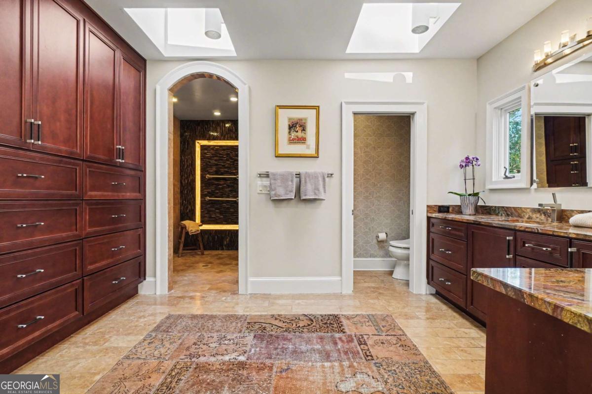 887 Berkshire Road NE