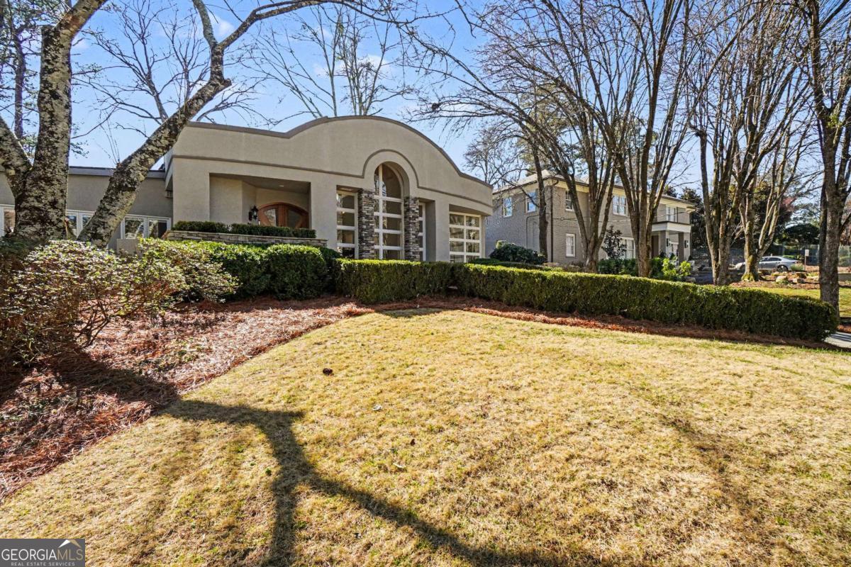 887 Berkshire Road NE