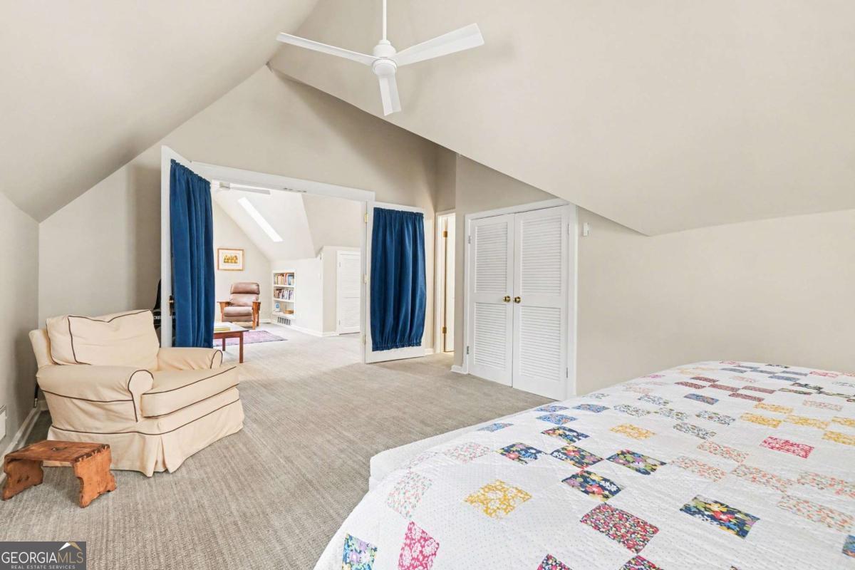 1528 N Highland Avenue NE Avenue