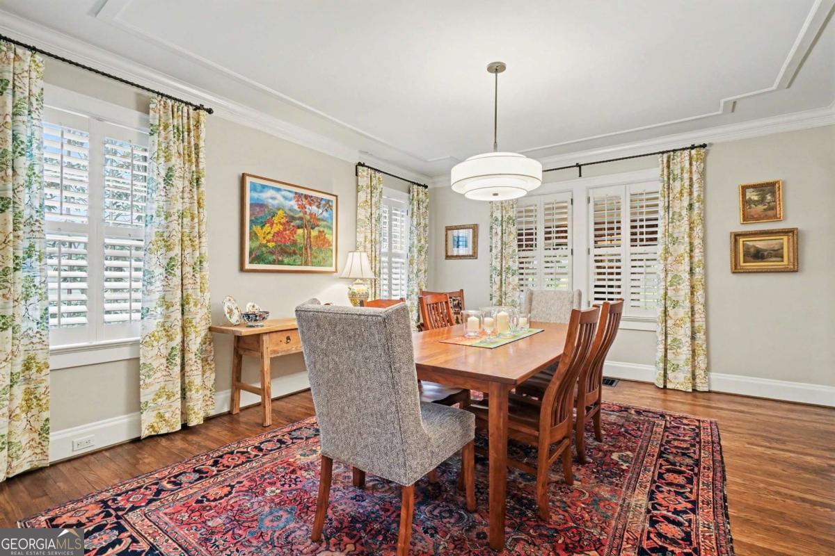 1528 N Highland Avenue NE Avenue