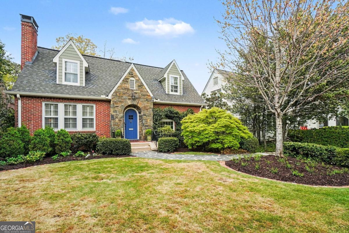 1528 N Highland Avenue NE Avenue