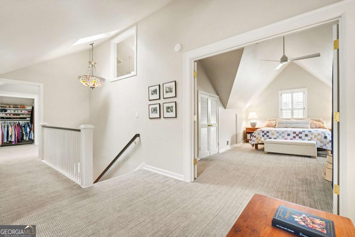 1528 N Highland Avenue NE Avenue