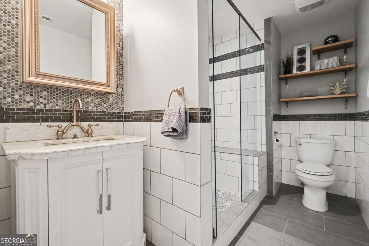 308 Harden Street SE