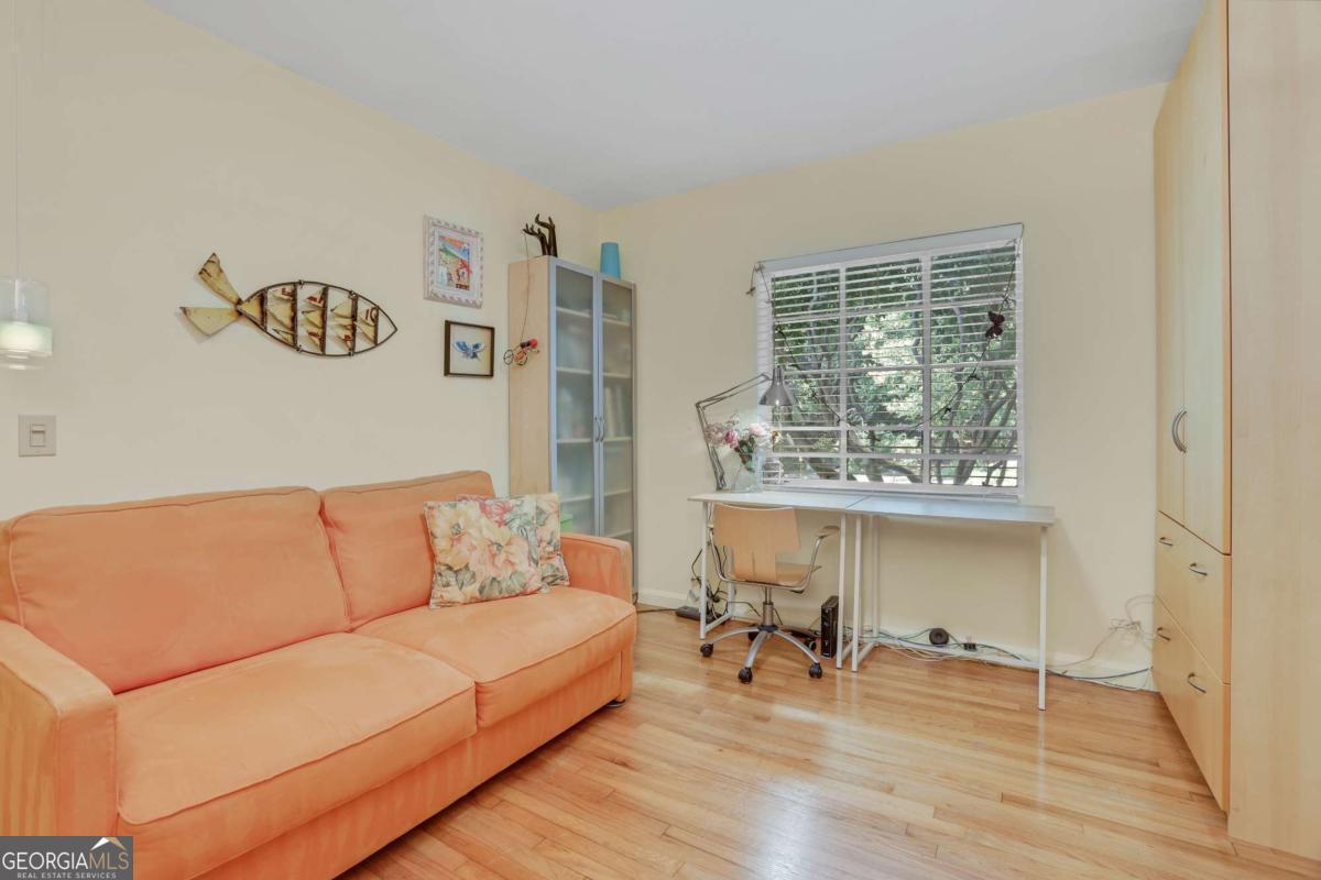 410 Wimbledon Road NE