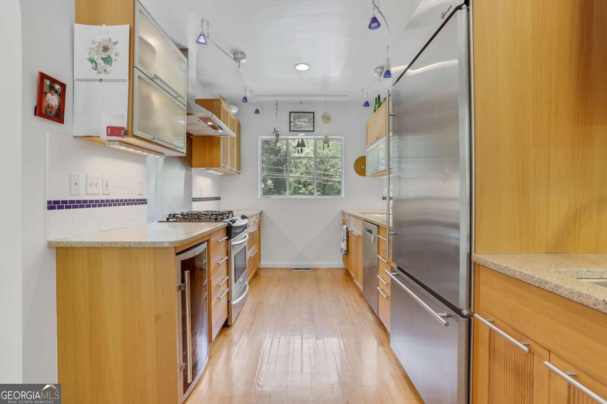 410 Wimbledon Road NE