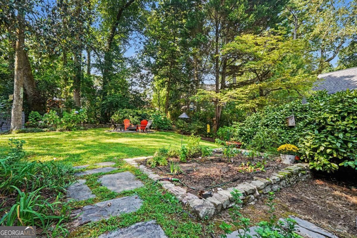 839 Wildwood Road NE
