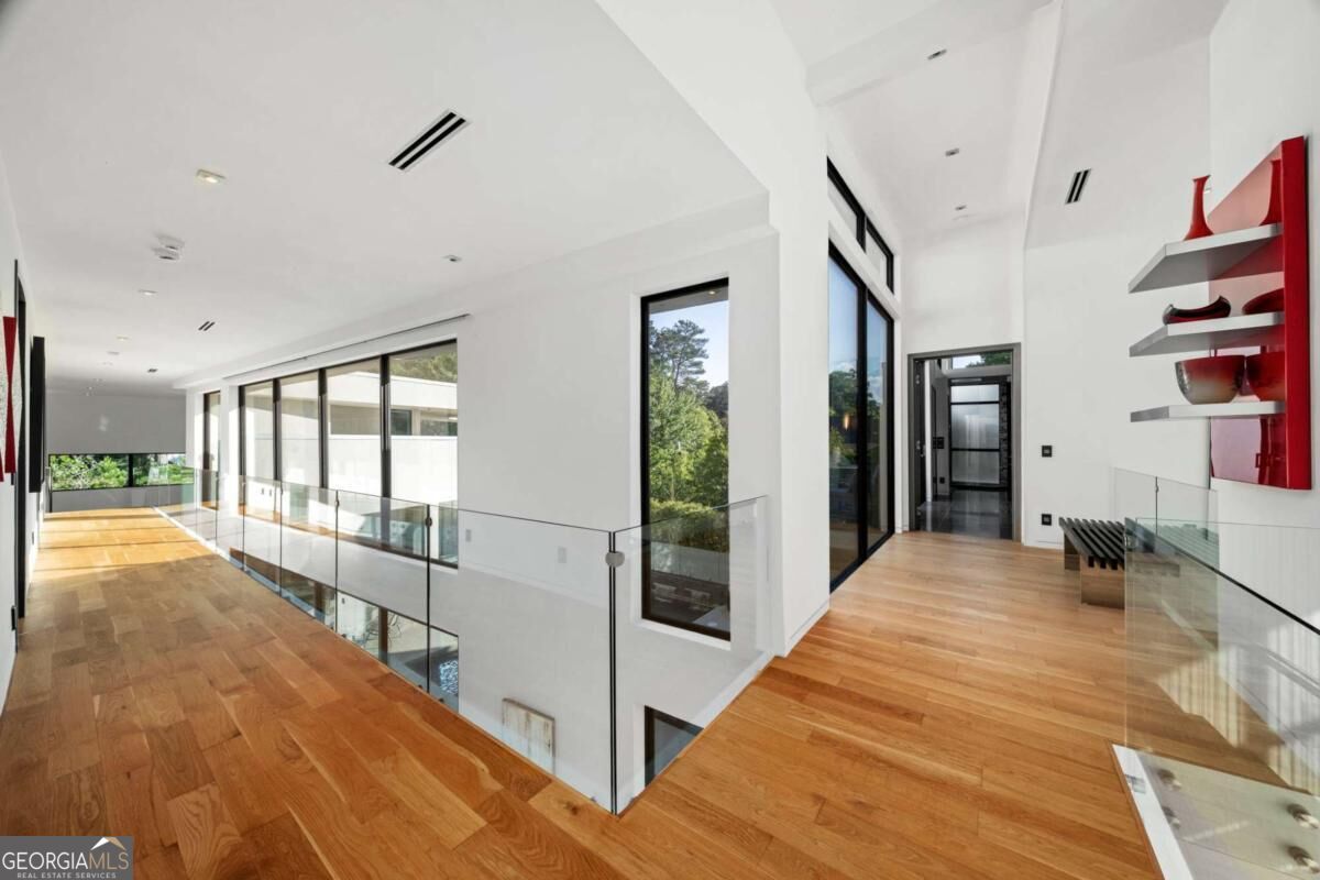 937 Berkshire Road NE