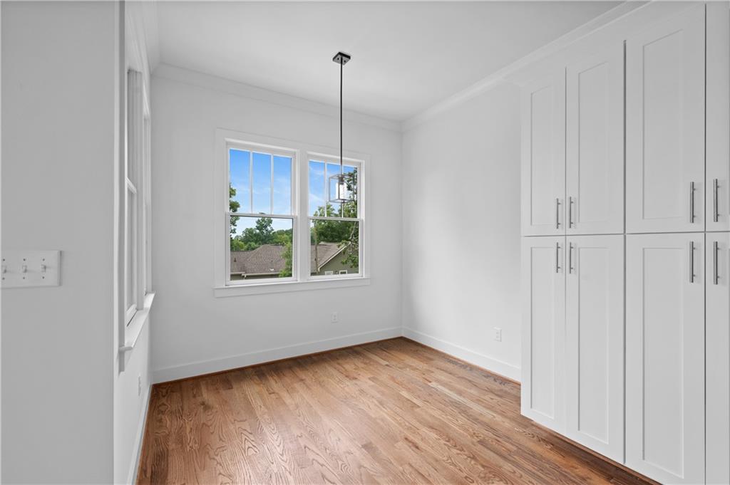 965 Boulevard SE Unit A